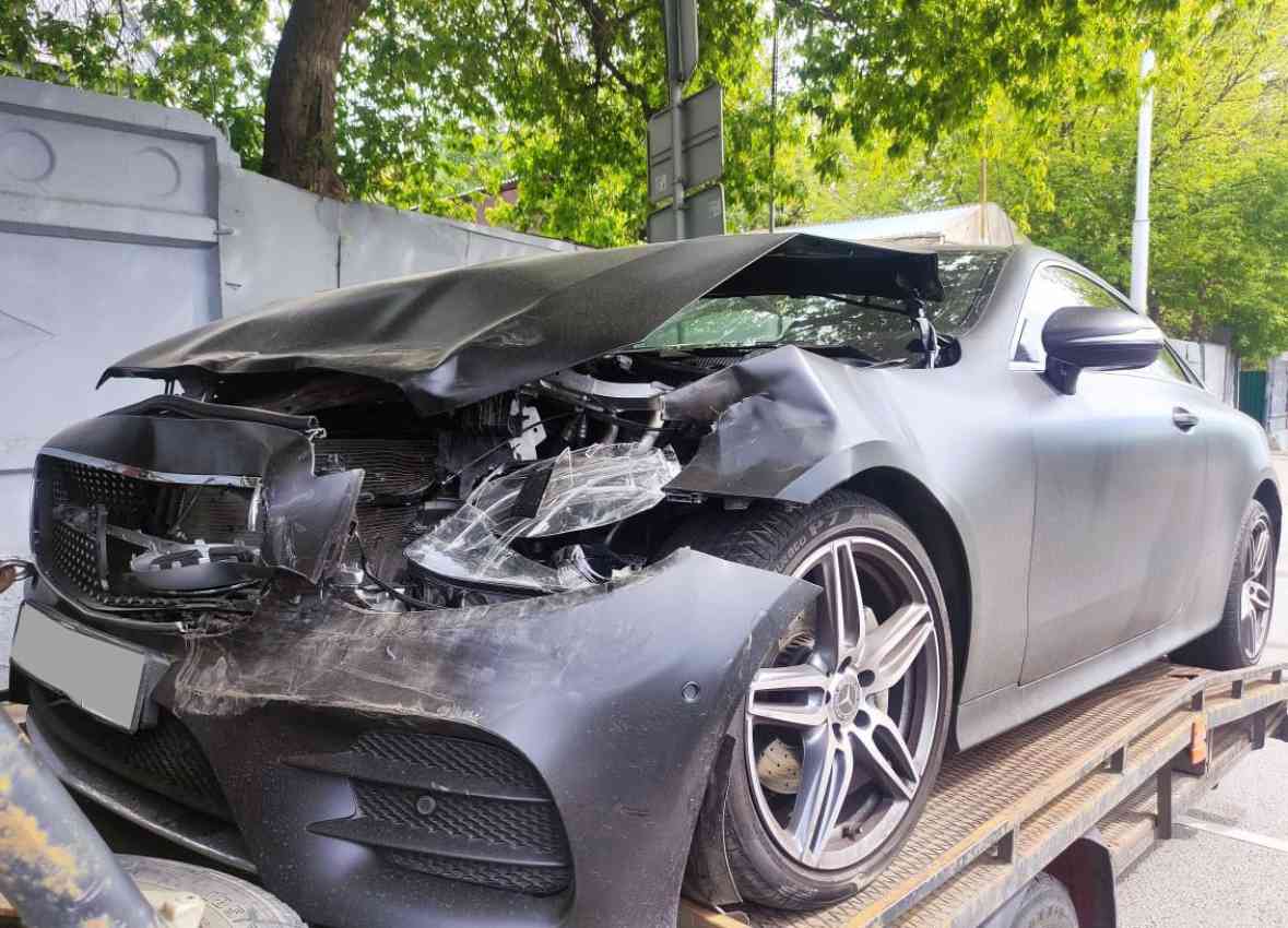 Мерседес Бенц Е200, 2019 год